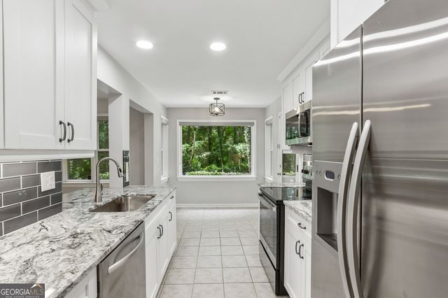 21 Brittany Way NE, Atlanta, GA 30324