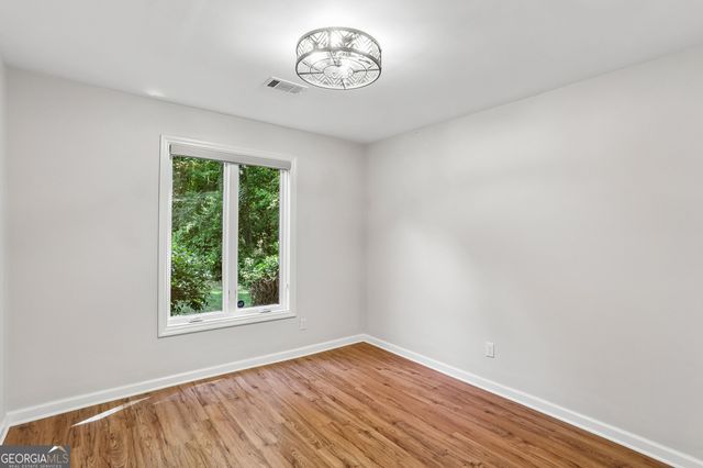 21 Brittany Way NE, Atlanta, GA 30324