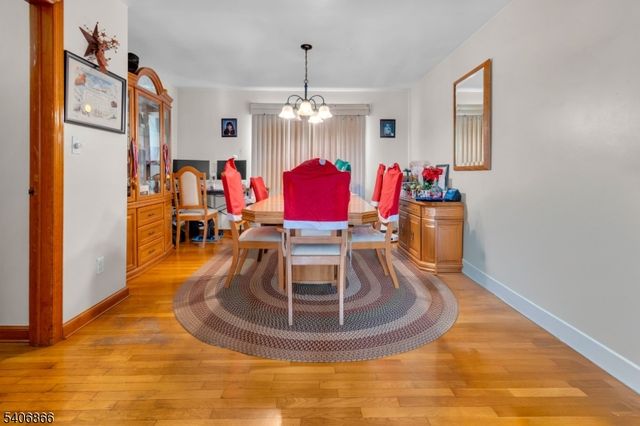 20 Bergen Ave, North Arlington Boro, NJ 07031