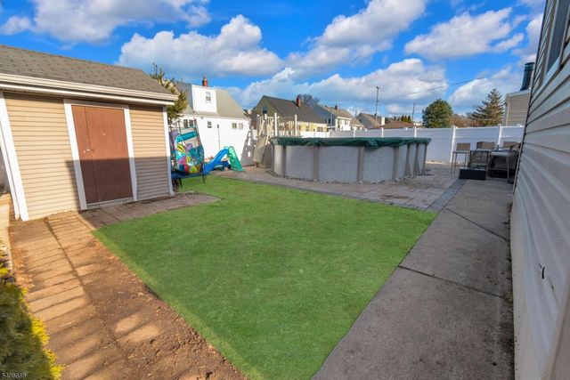 20 Bergen Ave, North Arlington Boro, NJ 07031