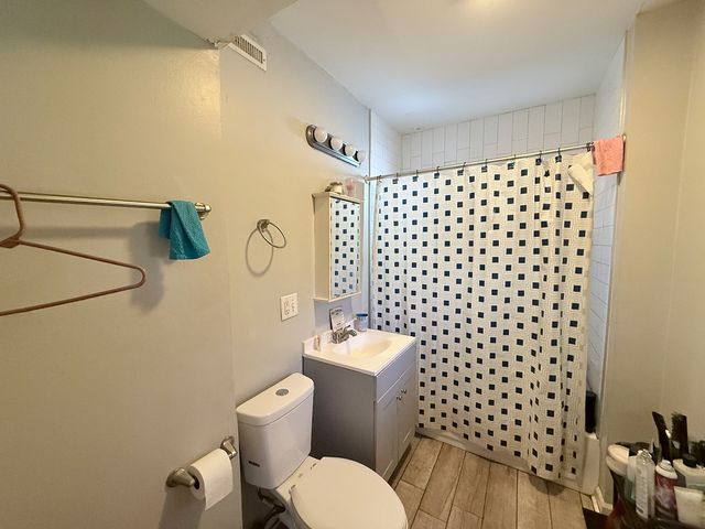 12025 S Bishop Street, Chicago, IL 60643