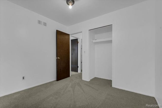 1402 Heritage Drive, Canton, MI 48188