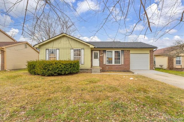 1402 Heritage Drive, Canton, MI 48188