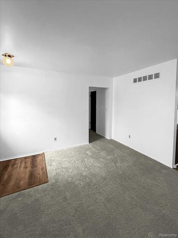 1402 Heritage Drive, Canton, MI 48188