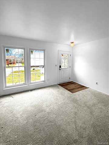 1402 Heritage Drive, Canton, MI 48188