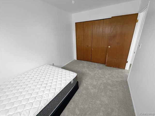 1402 Heritage Drive, Canton, MI 48188