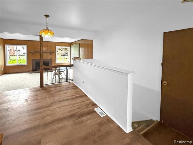 1402 Heritage Drive, Canton, MI 48188