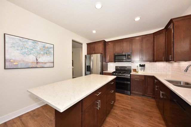 N66W23662 Hillview ROAD, Sussex, WI 53089