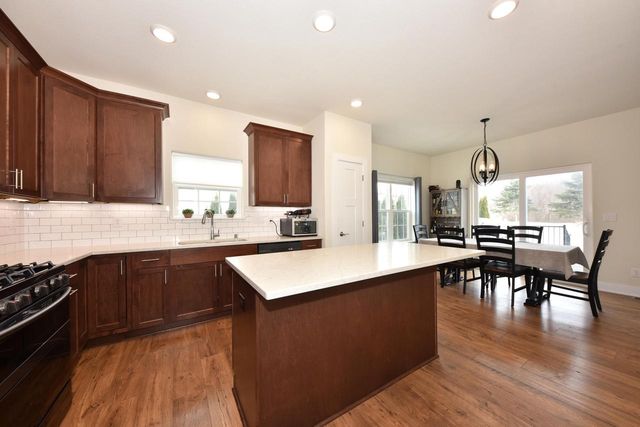 N66W23662 Hillview ROAD, Sussex, WI 53089