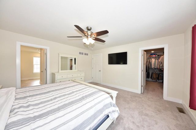 N66W23662 Hillview ROAD, Sussex, WI 53089