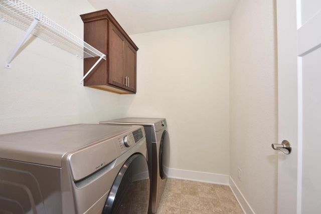 N66W23662 Hillview ROAD, Sussex, WI 53089