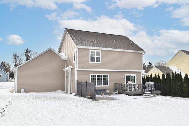 N66W23662 Hillview ROAD, Sussex, WI 53089