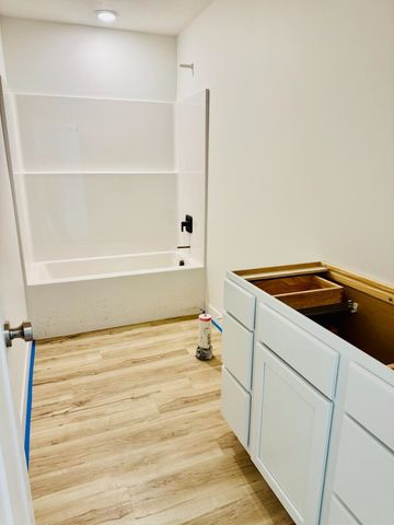 134 Mulberry Loop NE, Minot, ND 58703