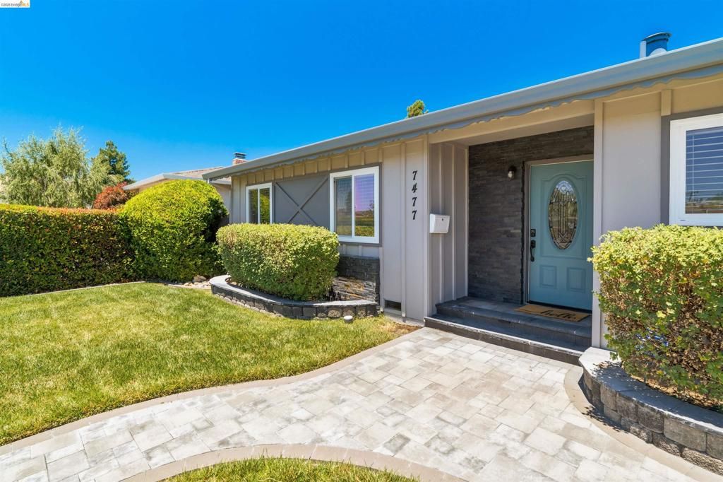 Image 3 of property listing at 7477 Limerick Ave, Dublin, CA 94568