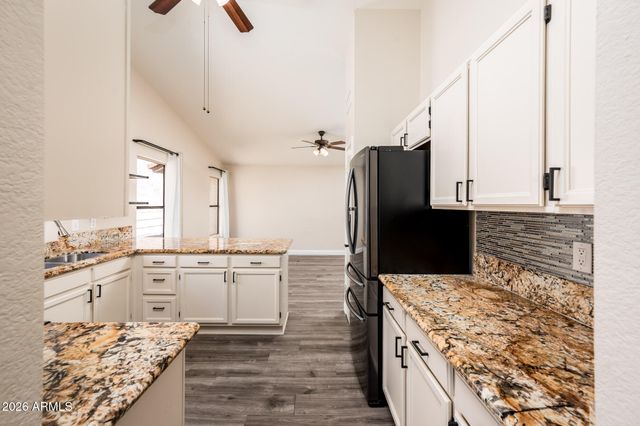 2717 E DRY CREEK Road, Phoenix, AZ 85048