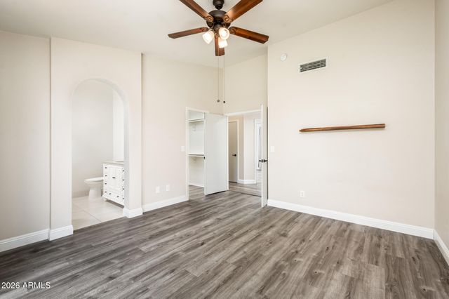 2717 E DRY CREEK Road, Phoenix, AZ 85048