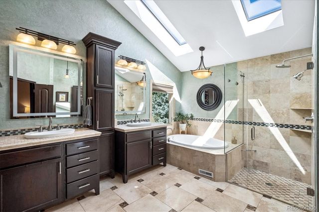 2615 S Harlan Court, Lakewood, CO 80227