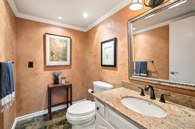2615 S Harlan Court, Lakewood, CO 80227