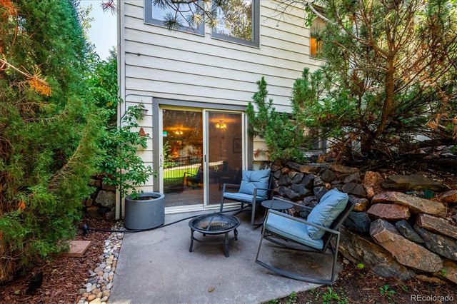 2615 S Harlan Court, Lakewood, CO 80227