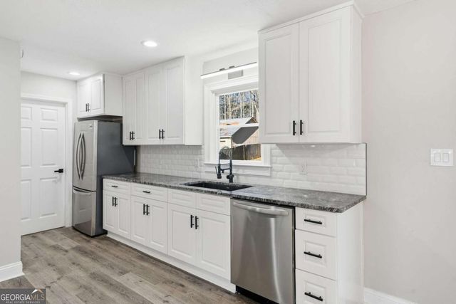 2702 Beecher Drive, Austell, GA 30106