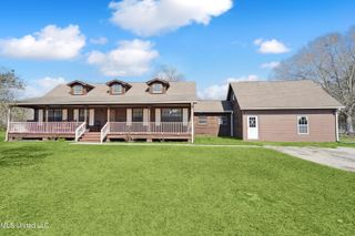 27 Hartman Road, Carriere, MS 39426