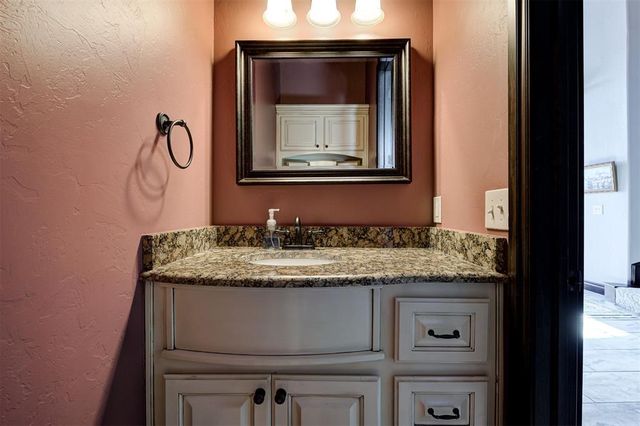 7601 SW 104th Street, Oklahoma City, OK 73169