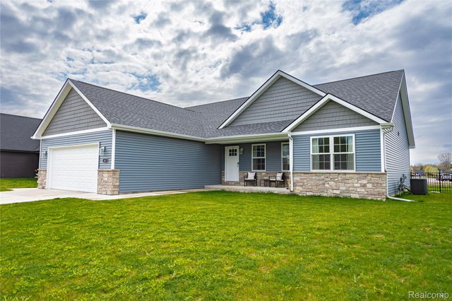 247 S. Carney Dr., St. Clair, MI 48079