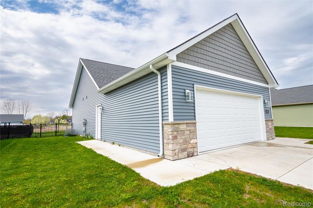 247 S. Carney Dr., St. Clair, MI 48079