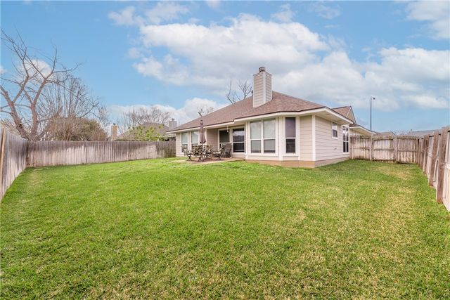 3911 Springmist Drive, College Station, TX 77845