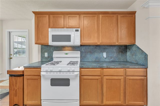 3911 Springmist Drive, College Station, TX 77845