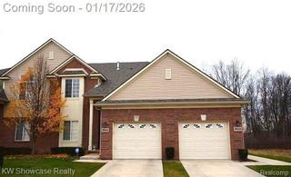 29538 Woodpark Circle, Warren, MI 48092
