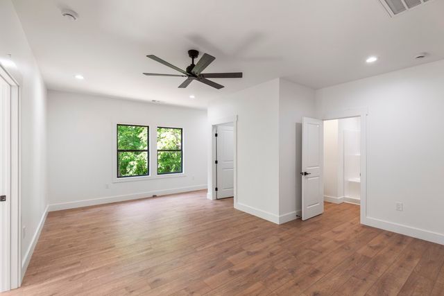 906 Fairfield Drive, Seneca, SC 29678