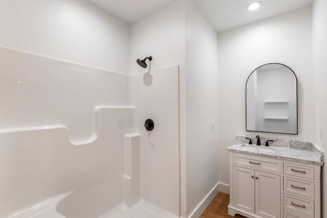 906 Fairfield Drive, Seneca, SC 29678