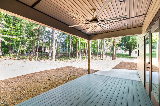 906 Fairfield Drive, Seneca, SC 29678