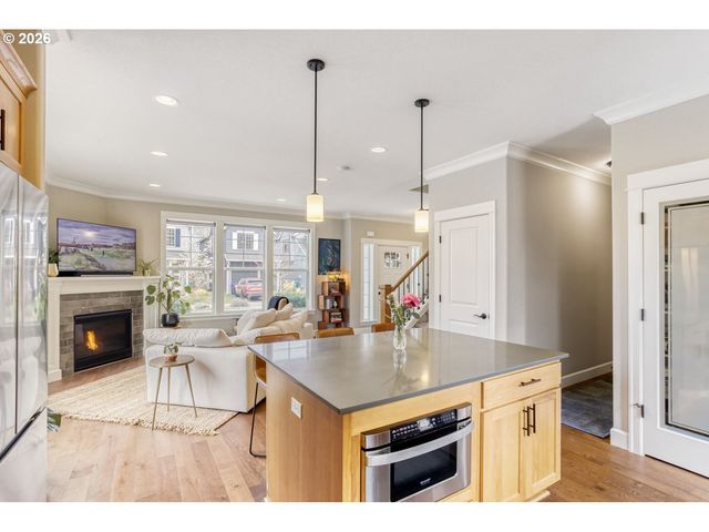 8625 N ENDICOTT Ave, Portland, OR 97217