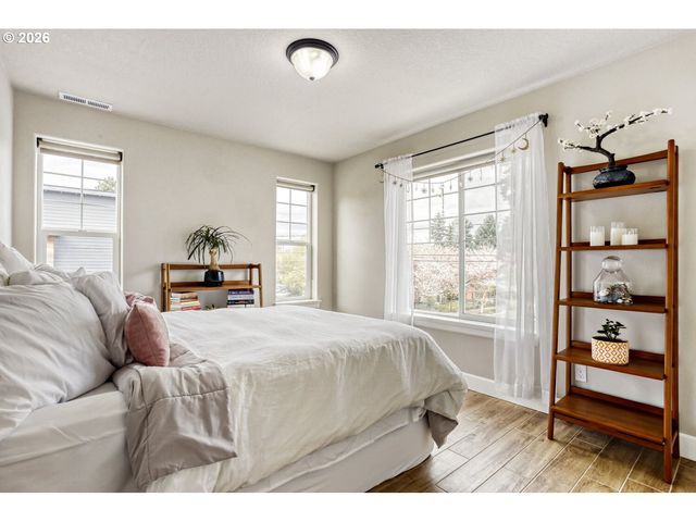 8625 N ENDICOTT Ave, Portland, OR 97217