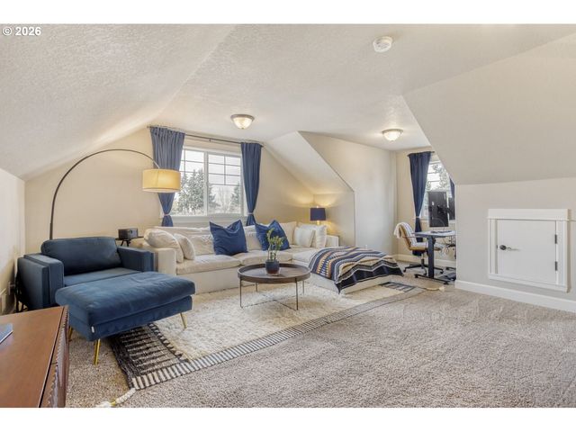 8625 N ENDICOTT Ave, Portland, OR 97217