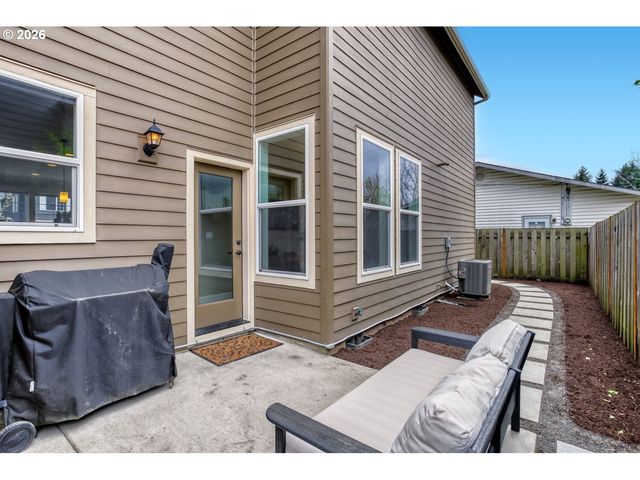 8625 N ENDICOTT Ave, Portland, OR 97217