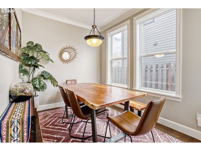 8625 N ENDICOTT Ave, Portland, OR 97217