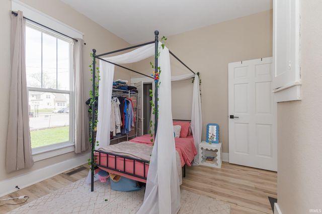 406 N Alameda Drive, Muncie, IN 47303