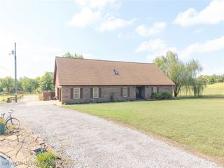 1820 Oak Grove Road, Van Buren, AR 72956