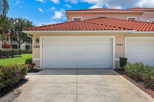 3365 Grand Cypress DR 201, Naples, FL 34119