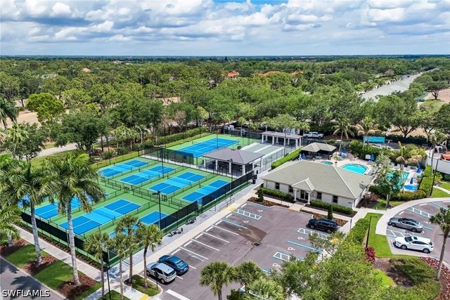 3365 Grand Cypress DR 201, Naples, FL 34119