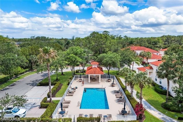 3365 Grand Cypress DR 201, Naples, FL 34119
