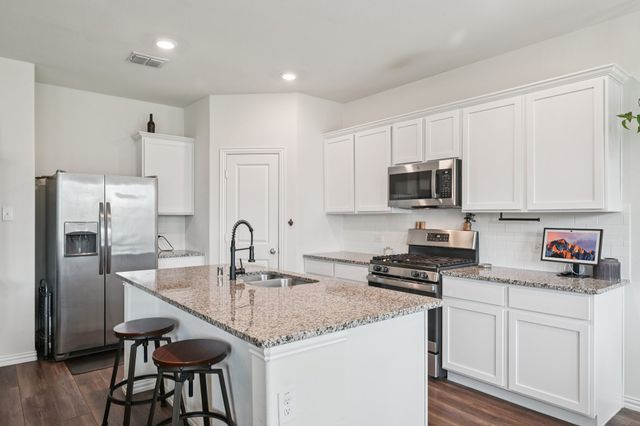 1105 Mesquite Lane, Princeton, TX 75407