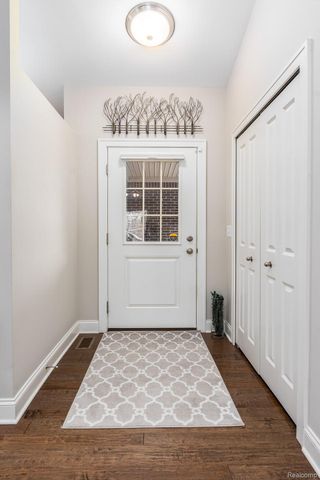 1925 Egret Pointe, Genoa Township, MI 48843