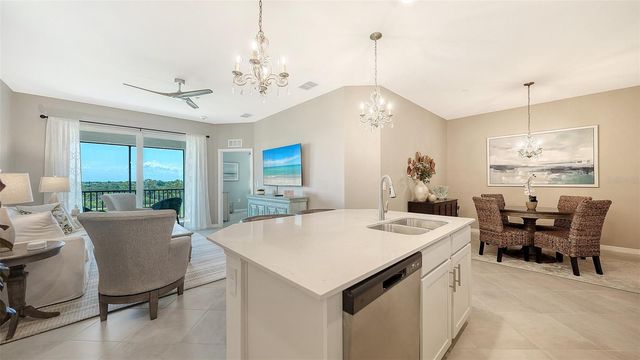 17600 OPAL SAND DRIVE 301, Venice, FL 34293