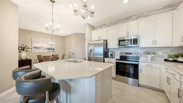 17600 OPAL SAND DRIVE 301, Venice, FL 34293