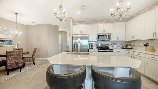 17600 OPAL SAND DRIVE 301, Venice, FL 34293