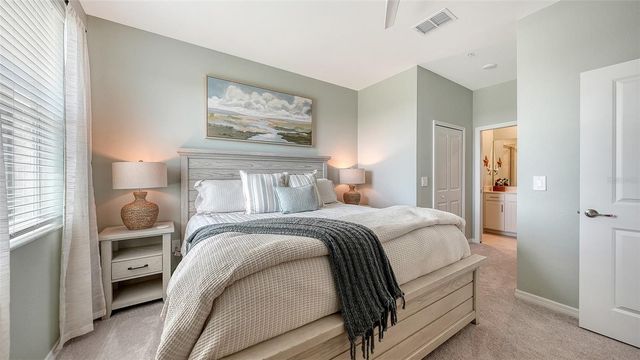 17600 OPAL SAND DRIVE 301, Venice, FL 34293